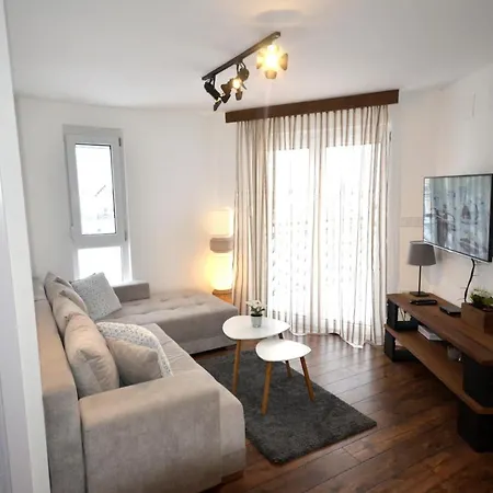 דירה C L E A N&c O Z Y *