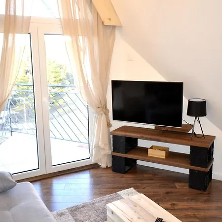 דירה C L E A N&c O Z Y